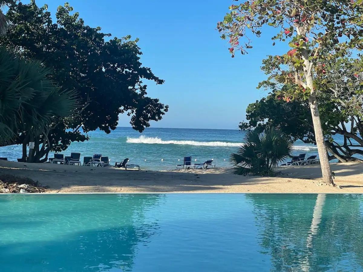 Вілла Irie Vibes Ocean View Негрил Екстер'єр фото