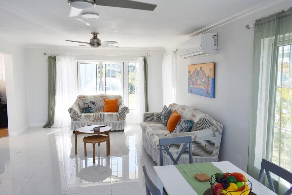 Вілла Irie Vibes Ocean View Негрил Екстер'єр фото